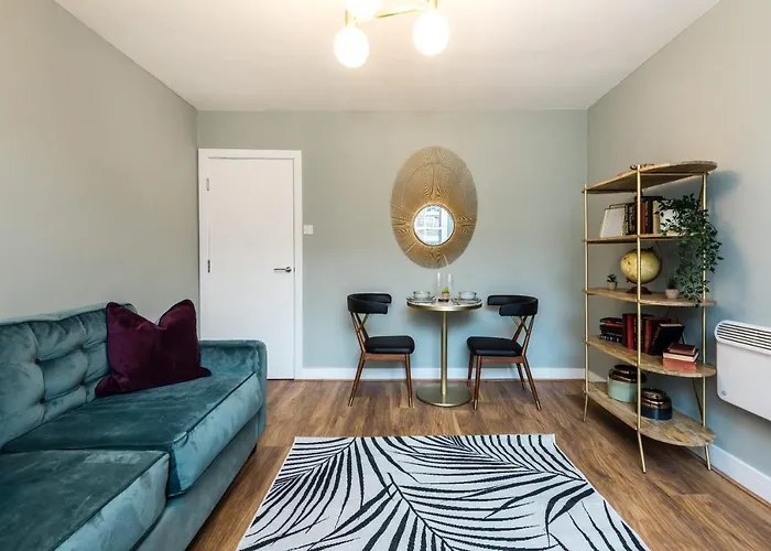 Host & Stay - Canning Quarters